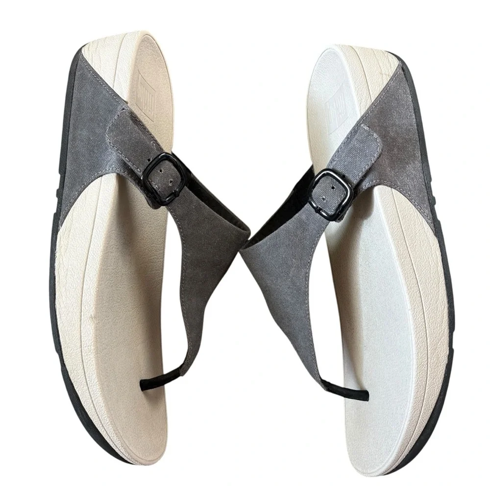 FitFlop toe-post gray canvas thong sandals size 10